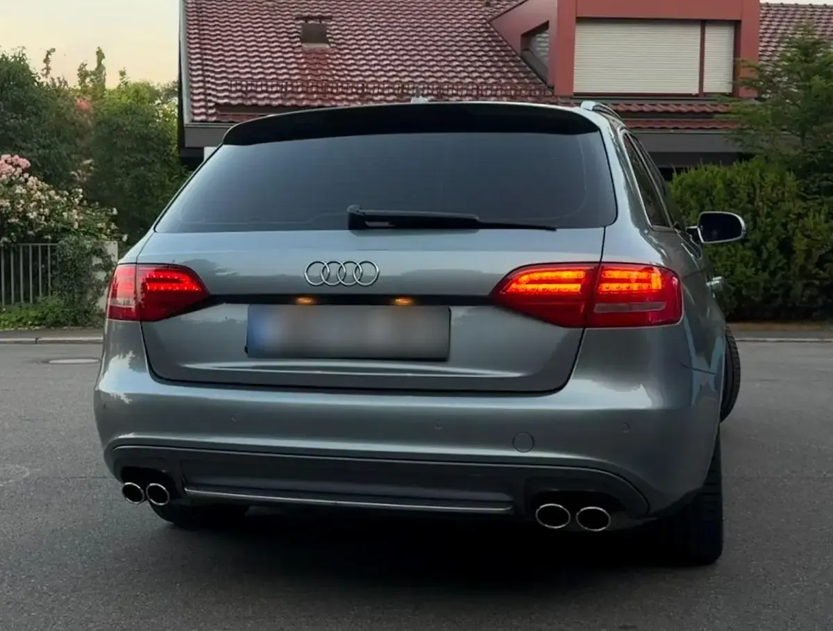 Gebraucht Audi S4 Sport 333 PS (244 kW) 2011 Grau Kombi