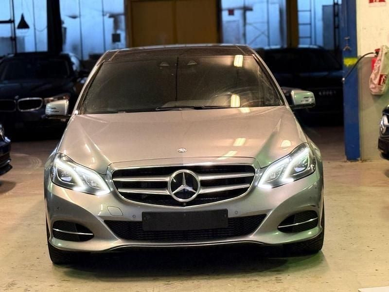 Gebraucht Mercedes E350 252 PS (185 kW) 2014 Silber Limousine