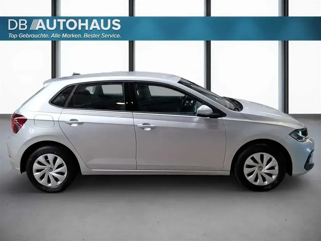 Gebraucht VW Polo Life 95 PS (69 kW) 2023 Silber Kleinwagen