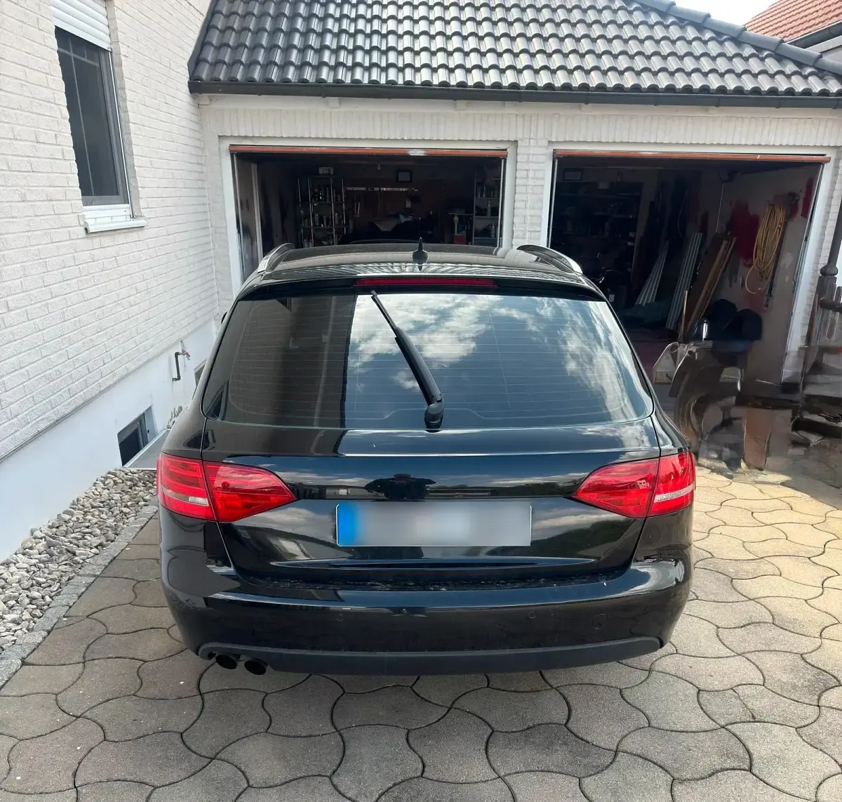 Gebraucht Audi A4 140 PS (102 kW) 2010 Schwarz Kombi