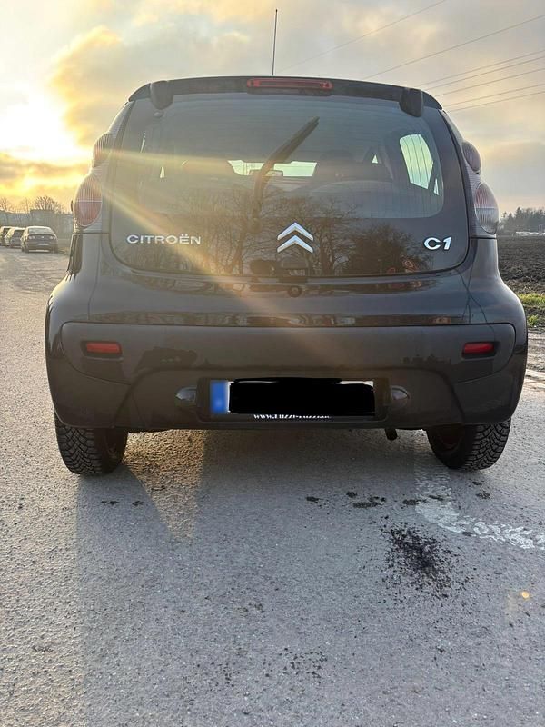 Gebraucht Citroën C1 68 PS (50 kW) 2010 Schwarz Kleinwagen