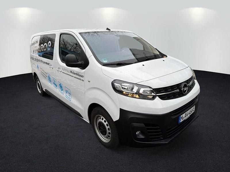 Gebraucht Opel Vivaro-e Combi 100 kW (136 PS) 2023 Casabl/arctic/eisweiss/kaolin Van