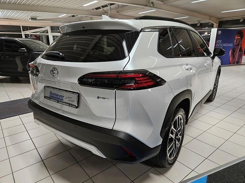 Neu Toyota Corolla Cross 179 PS (131 kW) 2025 Weiss SUV
