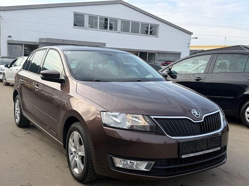 Gebraucht Skoda Rapid Ambition 90 PS (66 kW) 2016 Braun Kleinwagen