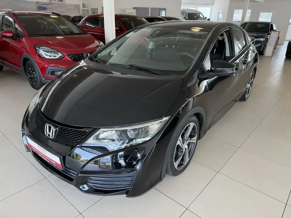Gebraucht Honda Civic Comfort 99 PS (72 kW) 2015 Schwarz Limousine