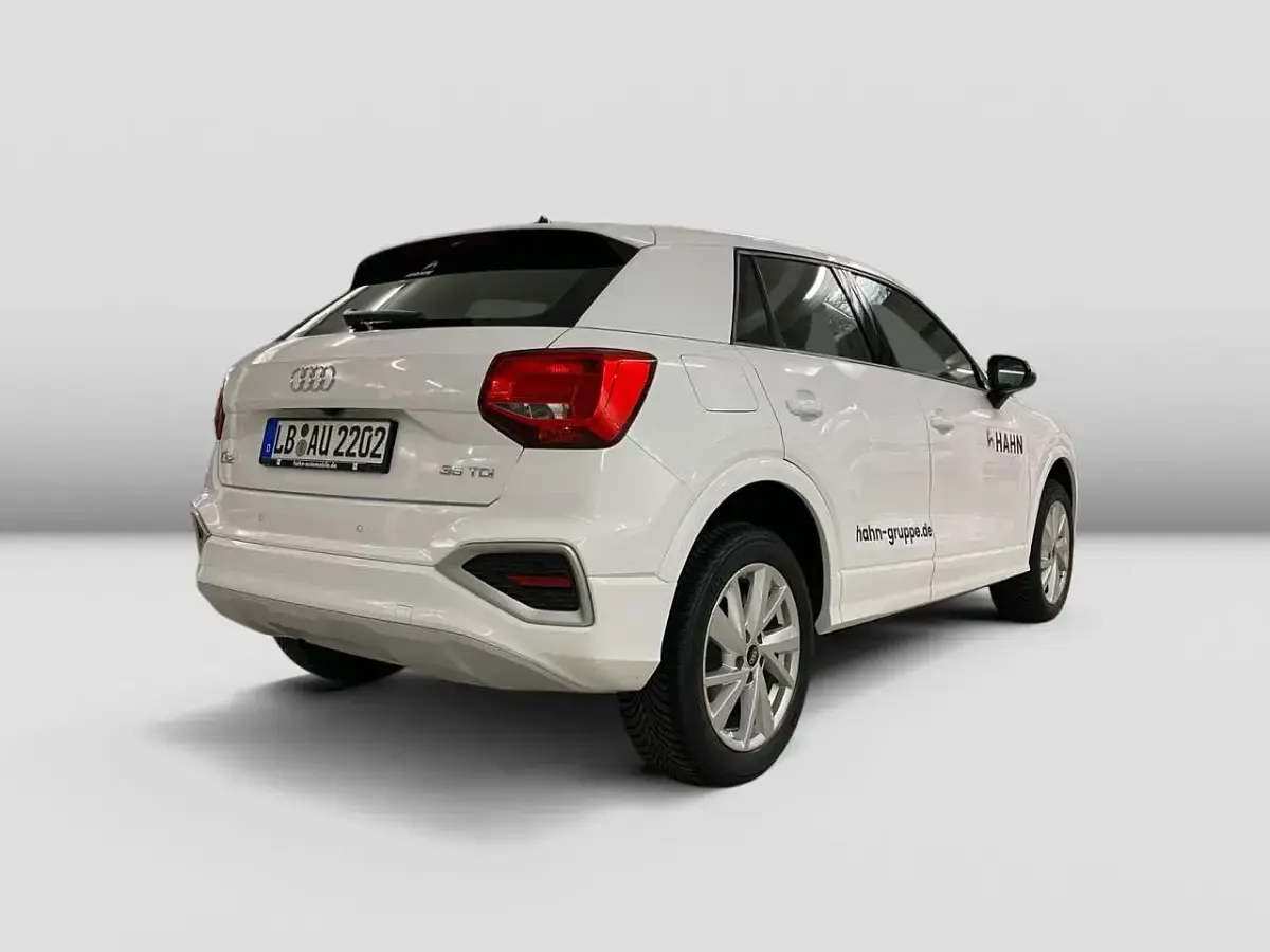 Używany Audi Q2 Advanced Plus 150 KM (110 kW) 2025 Biały SUV