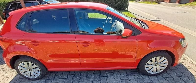 Second-hand VW Polo 86 CP (63 kW) 2011 Roșu Hatchback