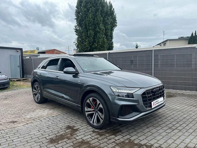 Gebraucht Audi Q8 Sport 340 PS (250 kW) 2022 Grau SUV