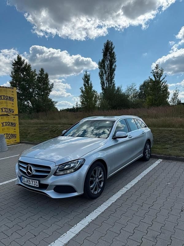 Silber Gebraucht 2014 Mercedes C180 Kombi | 10.700 € (Superpreis) - Bild 1/4