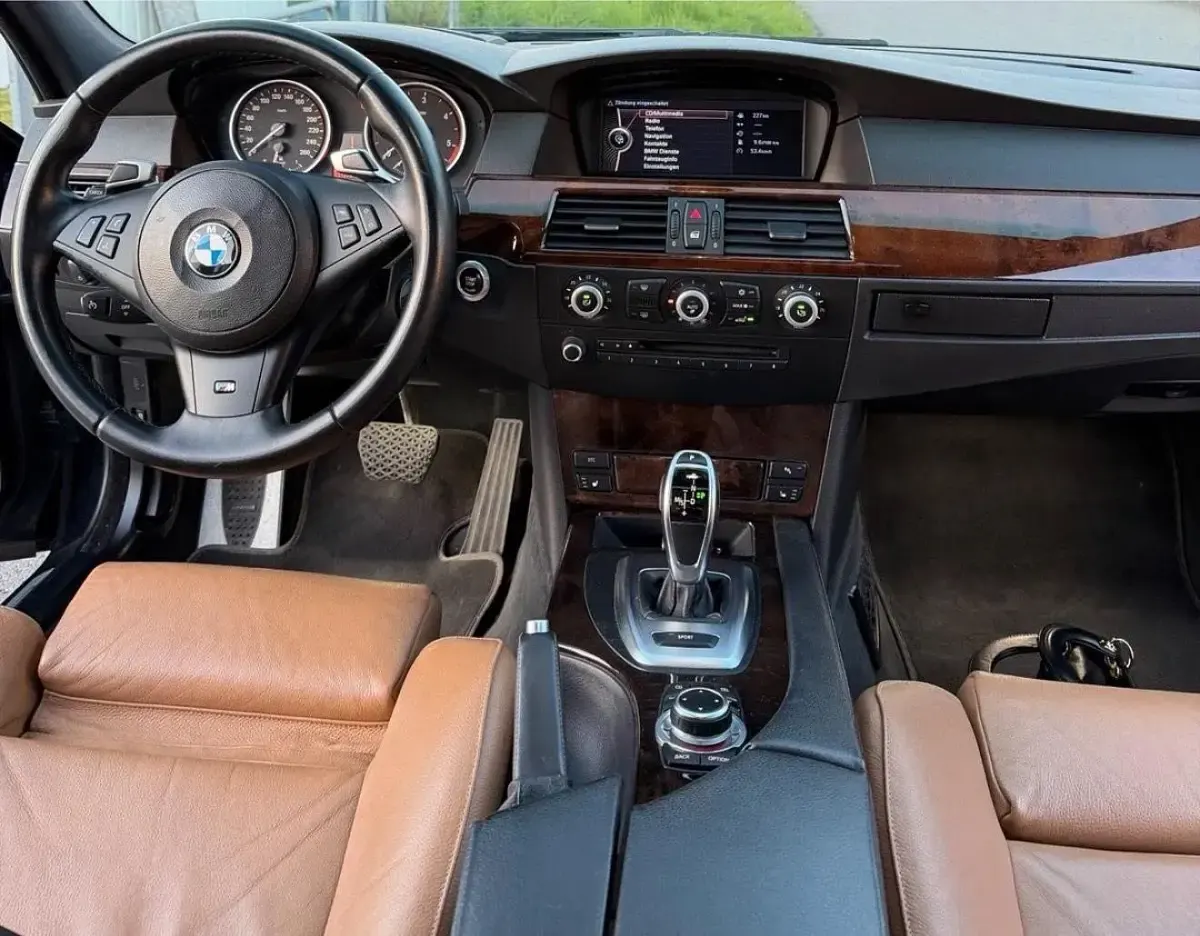 Gebraucht BMW 535 300 PS (220 kW) 2009 Schwarz Limousine
