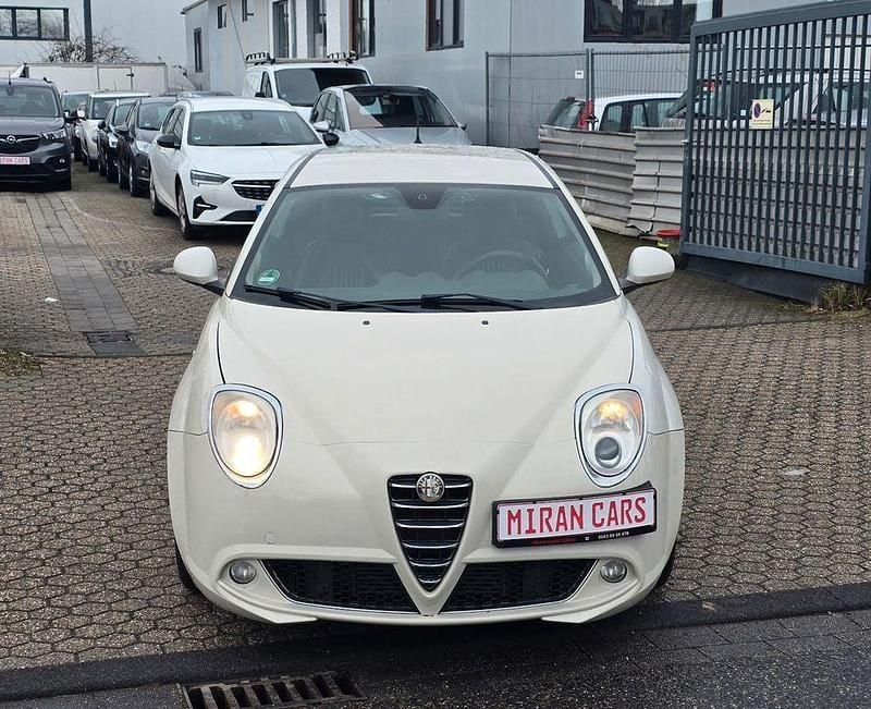 Gebraucht Alfa Romeo MiTo Super 95 PS (69 kW) 2011 Weiß Kleinwagen