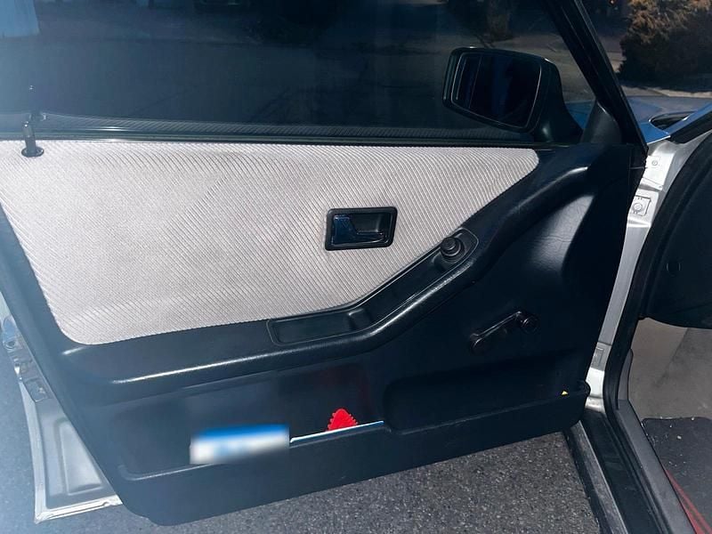 Gebraucht Audi 80 118 PS (86 kW) 1992 Silber Limousine