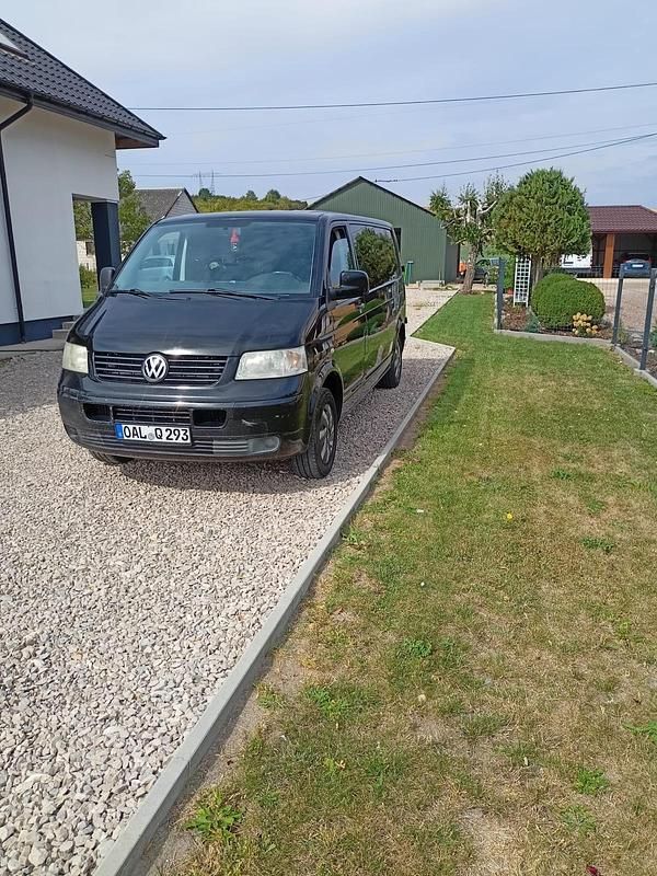Schwarz Gebraucht 2009 VW T5 Van | 5.900 € (Etwas zu teuer) - Bild 1/4