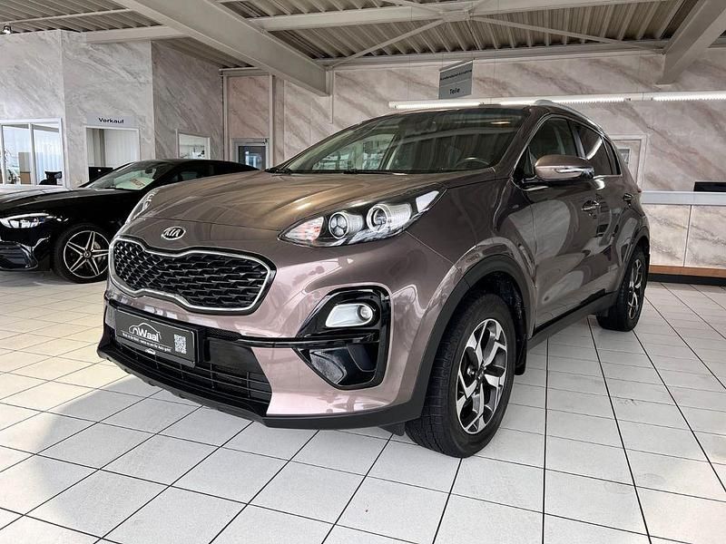 Braun Gebraucht 2021 Kia Sportage Edition 7 SUV | 16.780 € (Guter Preis) - Bild 1/4