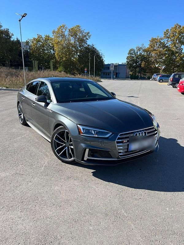 Grau Gebraucht 2018 Audi S5 Sportback Kleinwagen | 38.500 € (Fairer Preis) - Bild 1/4
