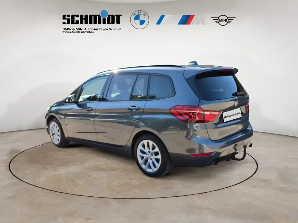 Gebraucht BMW 220 Gran Tourer Advantage 192 PS (141 kW) 2017 Mineralgrau Van / Kleinbus