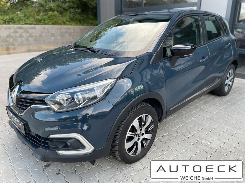 Blau Gebraucht 2018 Renault Captur Zen SUV | 11.450 € (Fairer Preis) - Bild 1/4