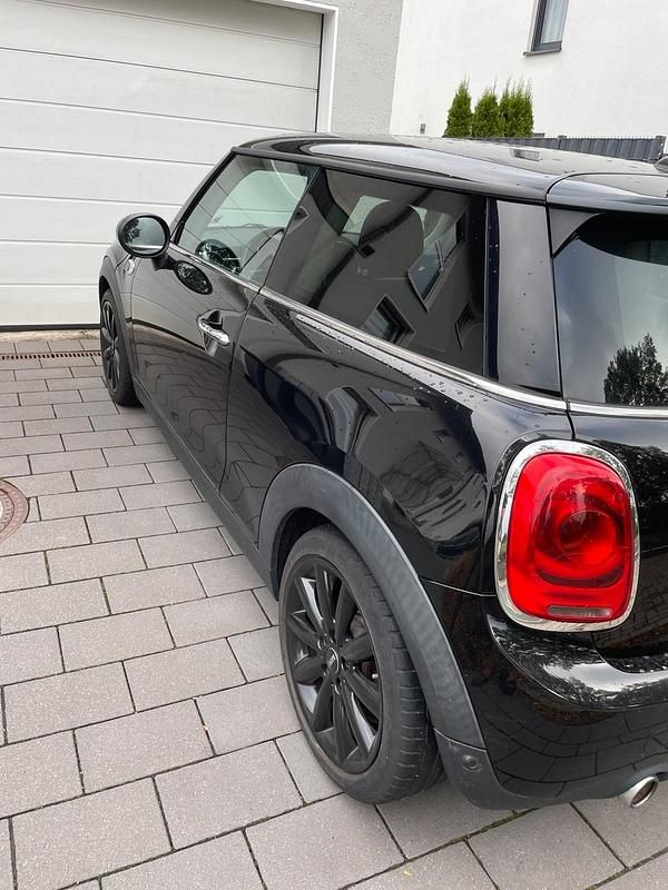 Schwarz Gebraucht 2015 Mini Cooper Kleinwagen | 10.950 € - Bild 1/4