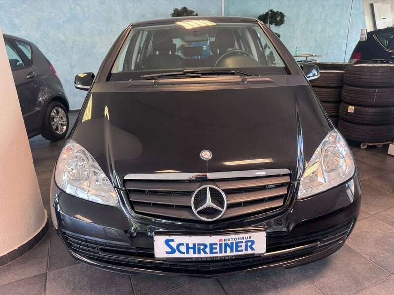 Gebraucht Mercedes A160 95 PS (69 kW) 2011 Schwarz Kleinwagen