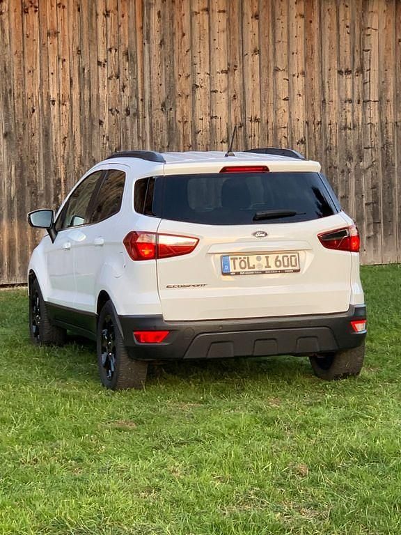 Gebraucht Ford Ecosport Cool & Connect 101 PS (74 kW) 2019 Weiß SUV