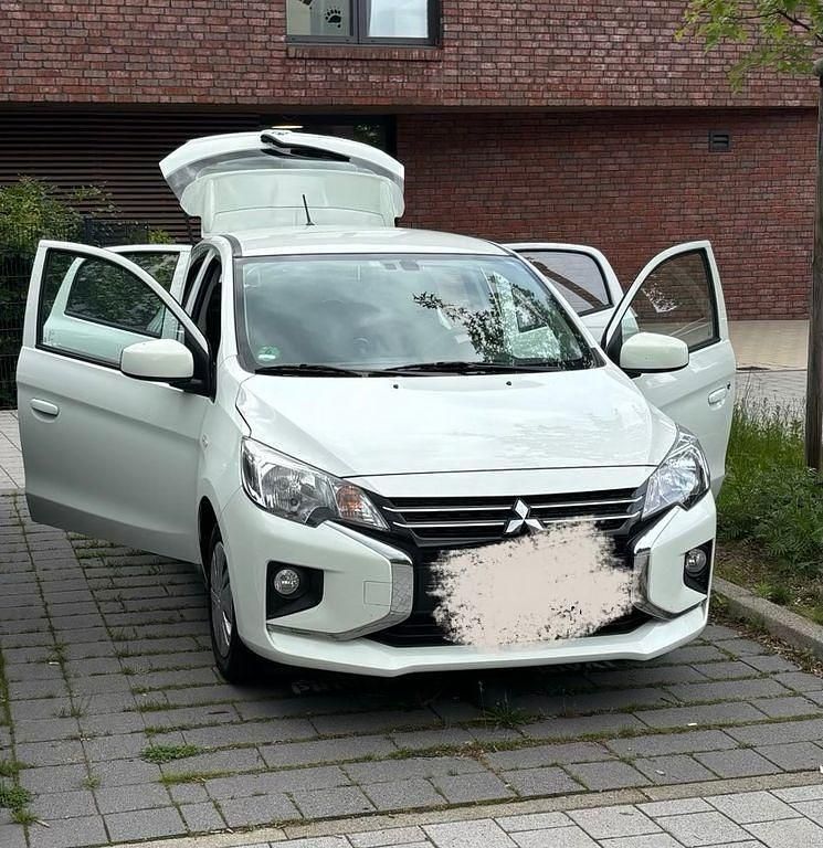 Gebraucht Mitsubishi Space Star Select 72 PS (52 kW) 2024 Weiß Kleinwagen