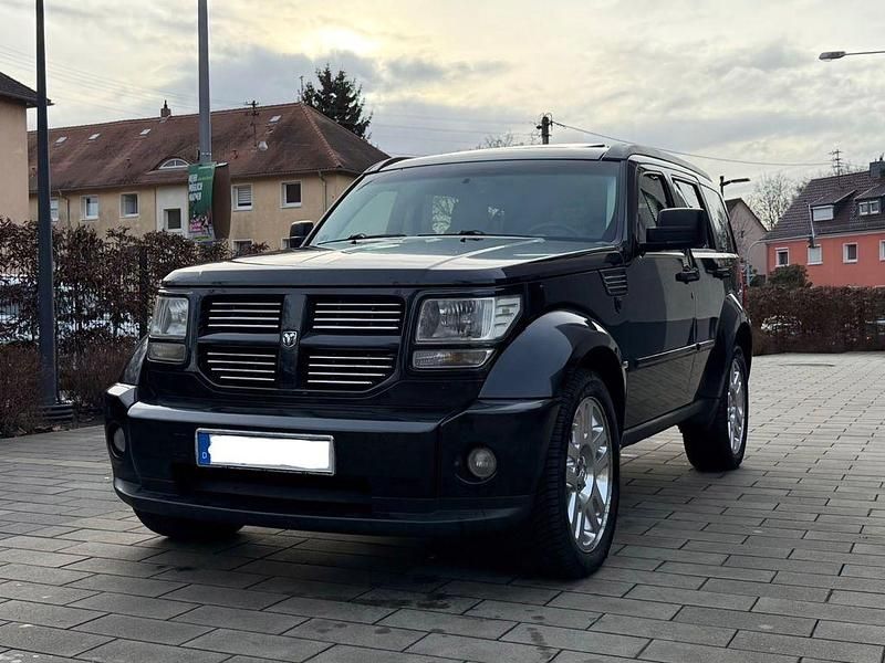 Gebraucht Dodge Nitro SXT 177 PS (130 kW) 2010 Schwarz SUV