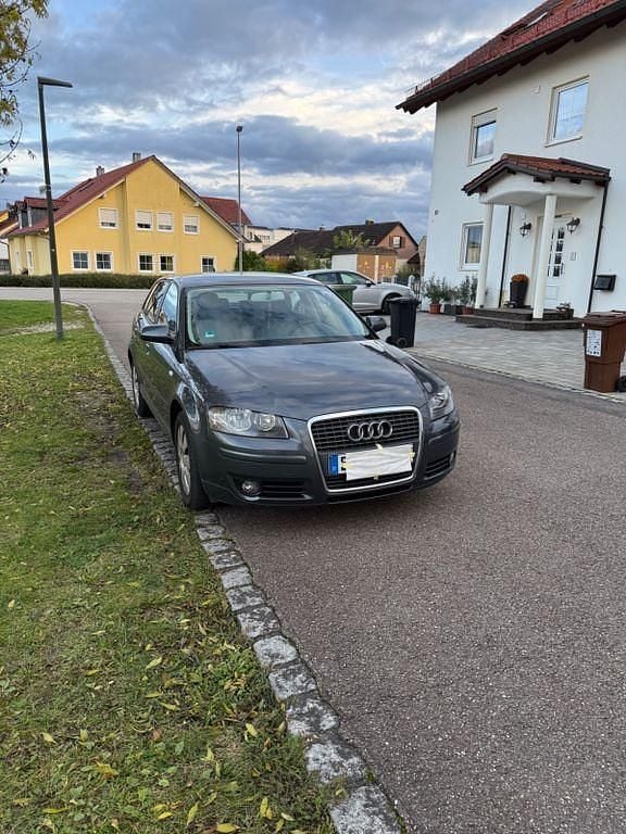 Gebraucht Audi A3 Ambiente 105 PS (77 kW) 2007 Grau Kleinwagen