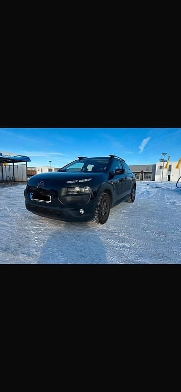 Gebraucht Citroën C4 Cactus 110 PS (80 kW) 2015 Schwarz Kleinwagen