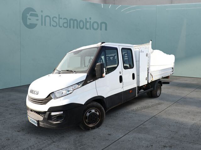 Gebraucht Iveco Daily 136 PS (100 kW) 2018 Weiß Van / Kleinbus