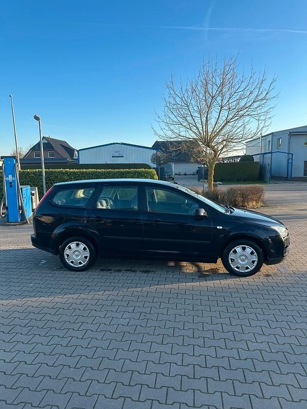 Usata Ford Focus 100 CV (73 kW) 2005 Station wagon