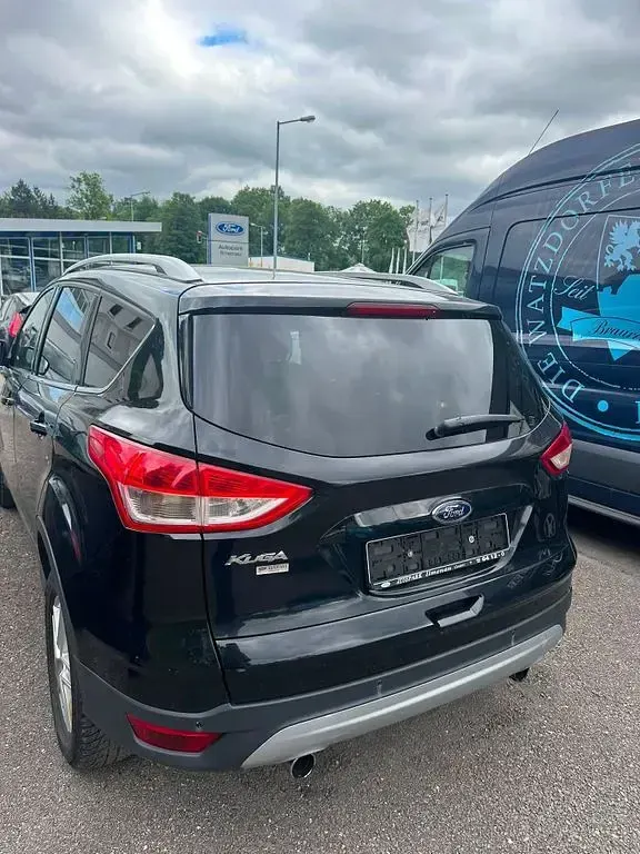 Gebraucht Ford Kuga Titanium 140 PS (102 kW) 2014 Pantherschwarz metallic SUV