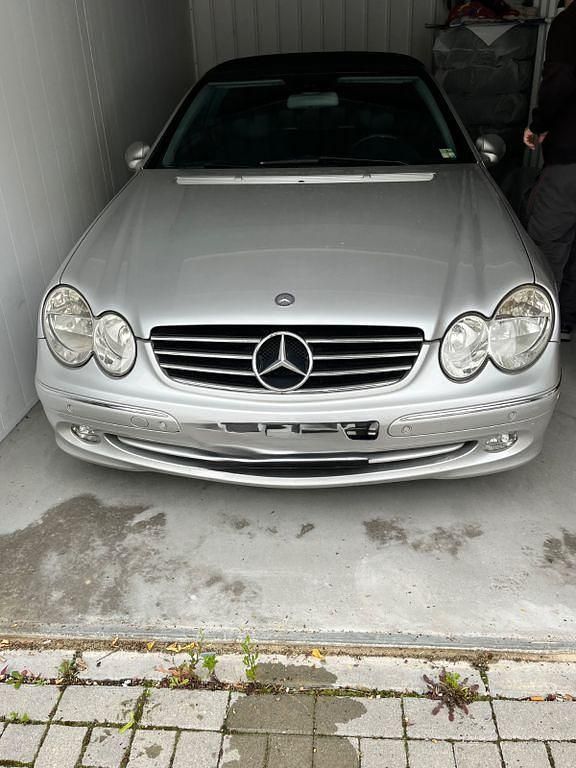 Gebraucht Mercedes 200 165 PS (121 kW) 2003 Silber Cabrio