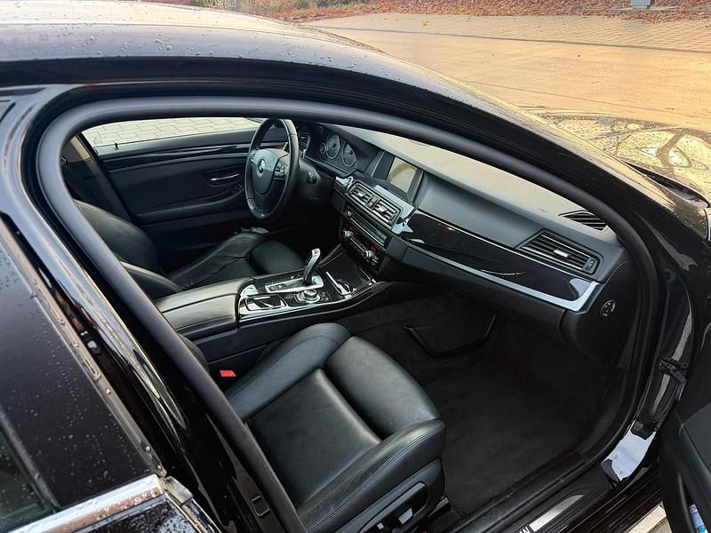 Gebraucht BMW 520 190 PS (139 kW) 2014 Schwarz Kombi
