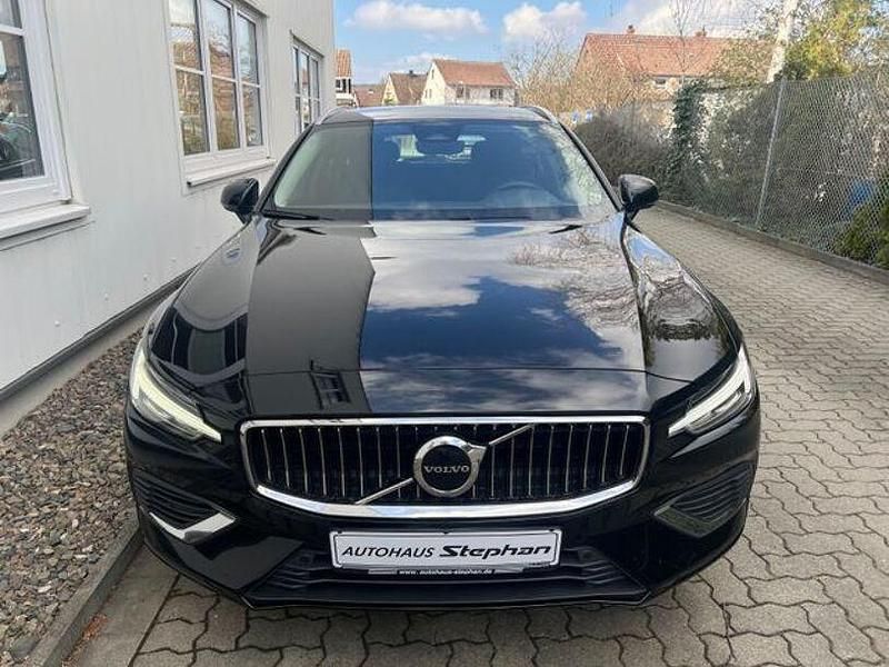 Gebraucht Volvo V60 351 PS (258 kW) 2023 Schwarz Kombi