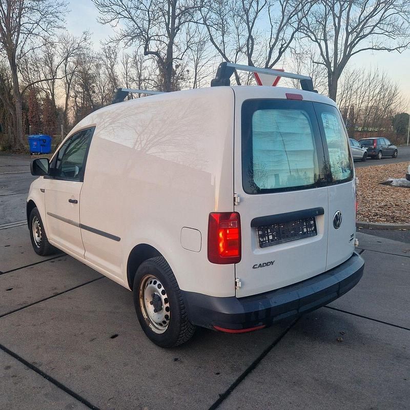 Usata VW Caddy 75 CV (55 kW) 2016 Bianco Monovolume