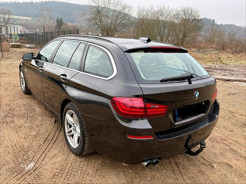 Gebraucht BMW 520 190 PS (139 kW) 2014 Schwarz Kombi