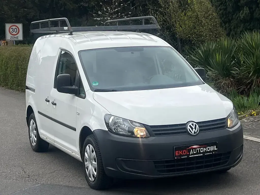 Gebraucht VW Caddy 102 PS (75 kW) 2012 Weiß Van / Kleinbus