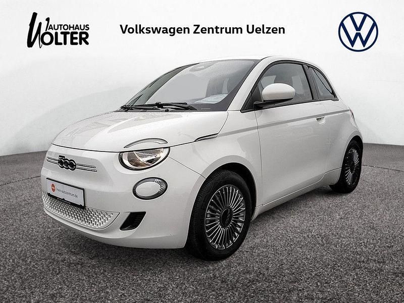 Weiß Gebraucht 2023 Fiat 500e Kleinwagen | 20.499 € (Guter Preis) - Bild 1/4