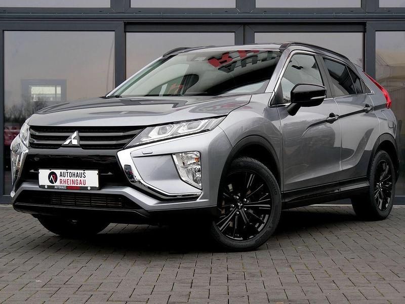 Gebraucht Mitsubishi Eclipse Cross Active 148 PS (108 kW) 2019 Silber SUV