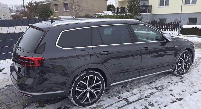 Gebraucht VW Passat Alltrack 239 PS (175 kW) 2018 Grau Kombi