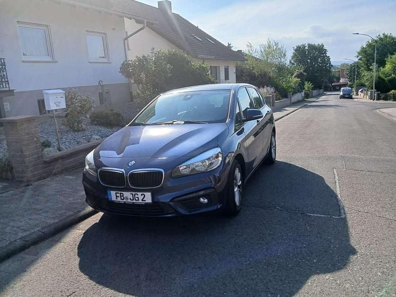 Gebraucht 2015 BMW 218 Gran Tourer Van / Kleinbus | 9.900 € (Superpreis) - Bild 1/2