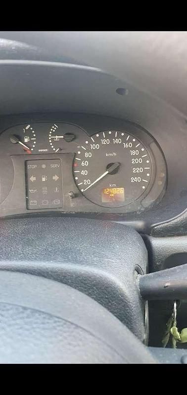 Gebraucht Renault Clio II 75 PS (55 kW) 2000 Blau Limousine