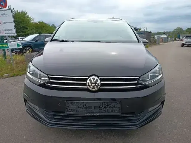 Gebraucht VW Touran Comfortline 150 PS (110 kW) 2016 Schwarz Van / Kleinbus