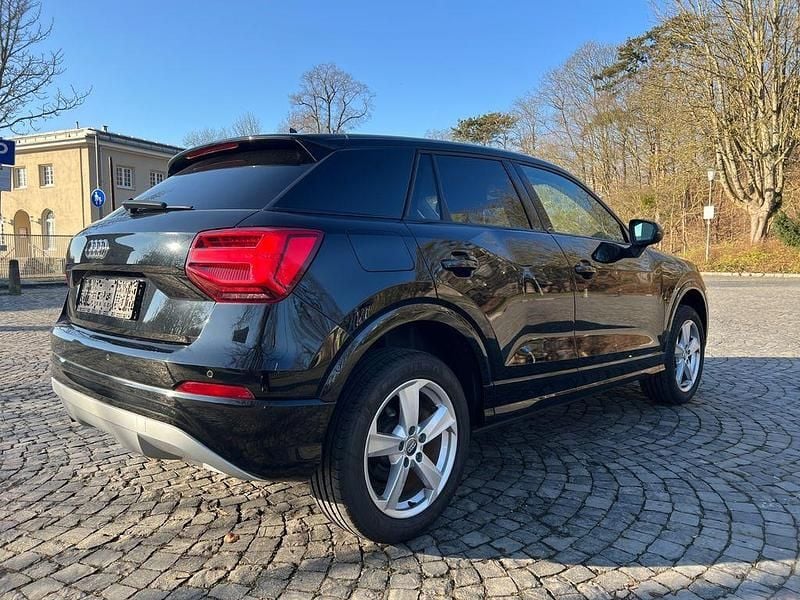 Gebraucht Audi Q2 Sport 150 PS (110 kW) 2017 Schwarz SUV