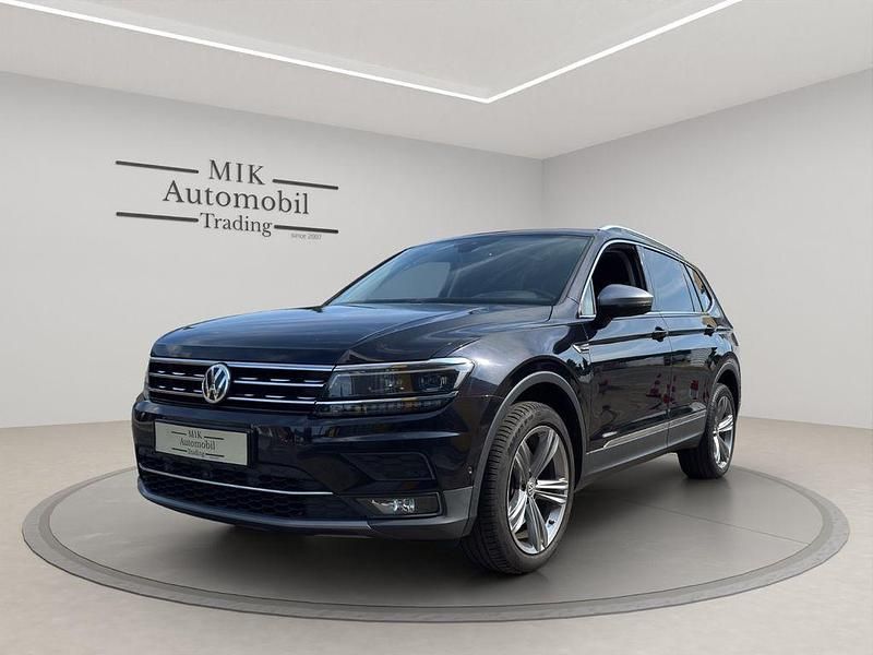 Schwarz Gebraucht 2018 VW Tiguan Allspace Highline SUV | 21.300 € (Guter Preis) - Bild 1/4