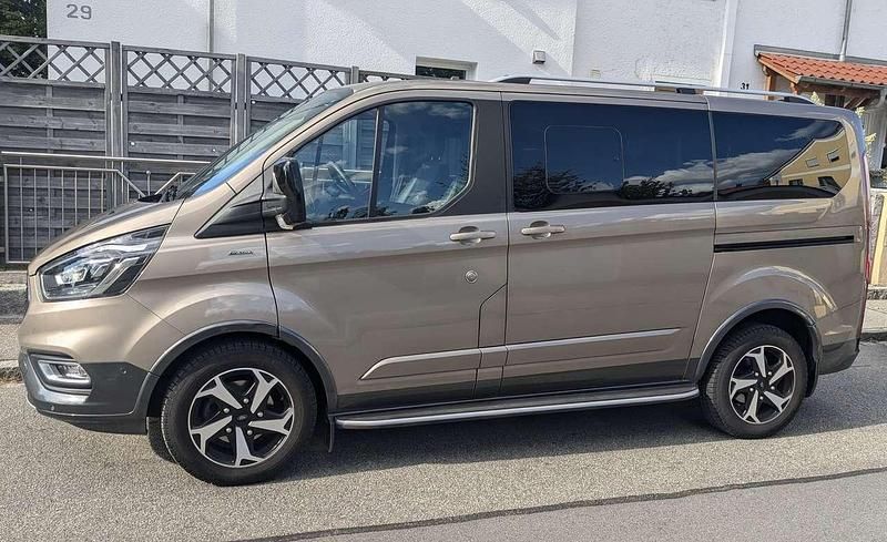 Gebraucht 2022 Ford Tourneo Custom Active Van / Kleinbus | 41.000 € (Fairer Preis) - Bild 1/4