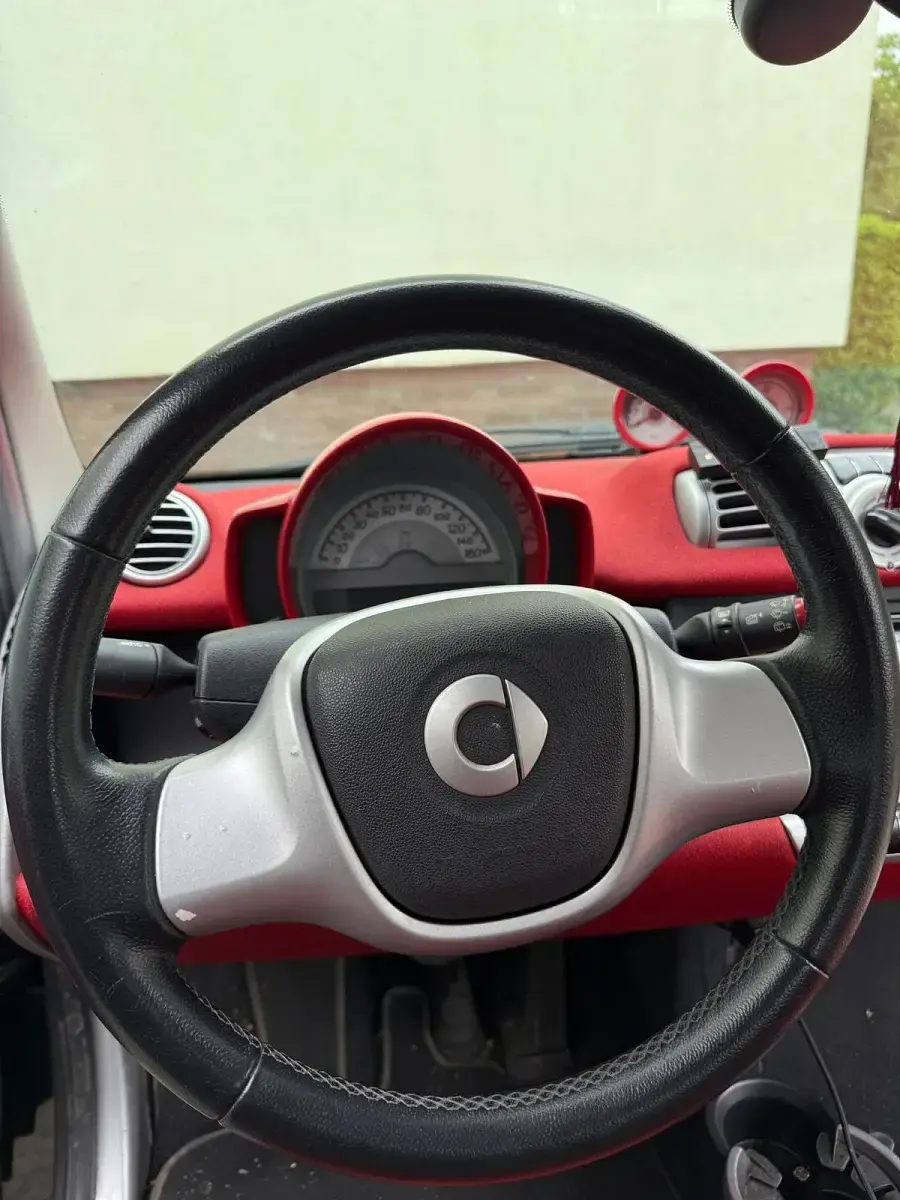 Gebraucht Smart ForTwo Coupé 70 PS (51 kW) 2012 Schwarz Coupé
