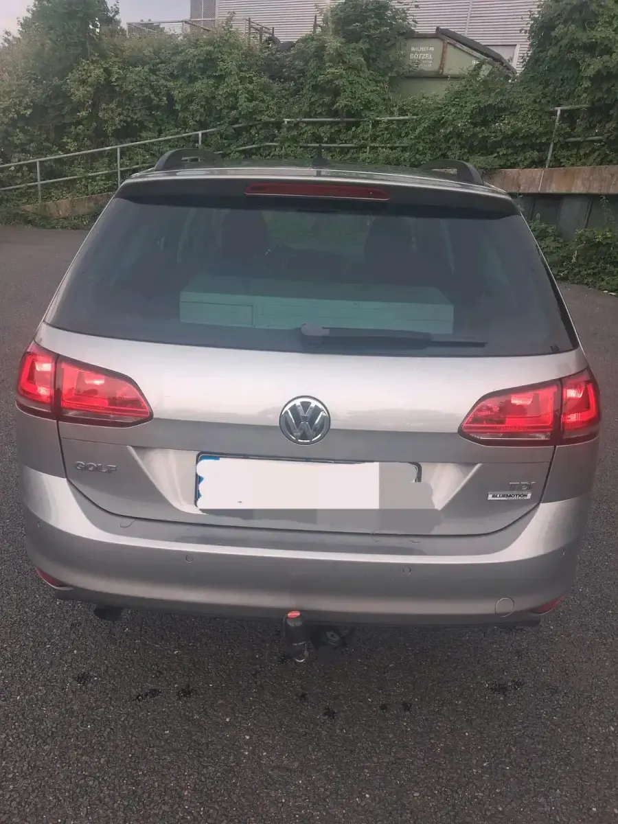 Gebraucht VW Golf VII 115 PS (84 kW) 2014 Silber Kombi