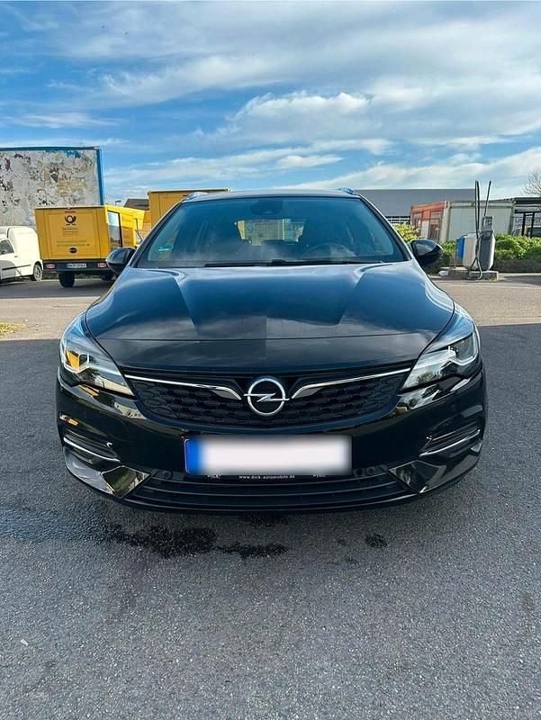 Gebraucht Opel Astra 131 PS (96 kW) 2020 Schwarz Kombi