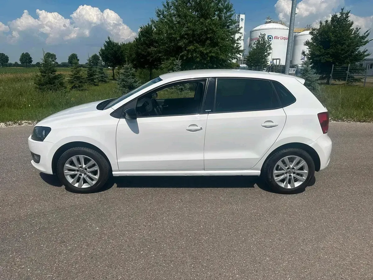 Gebraucht VW Polo Edition 86 PS (63 kW) 2011 Weiß Kleinwagen